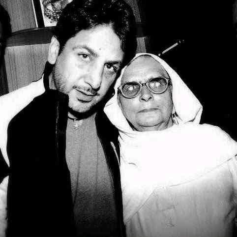 Gurdas Maan Sahib with Mother